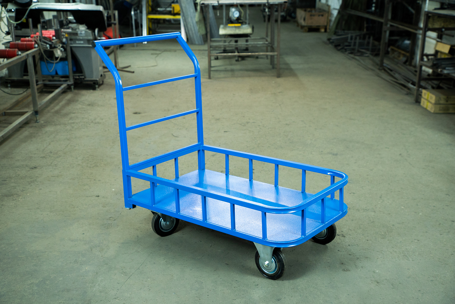 Платформенная тележка с бортами TOR ТП-МБ для любых задач